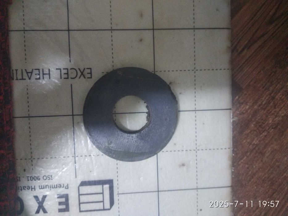 Продаётся магнит