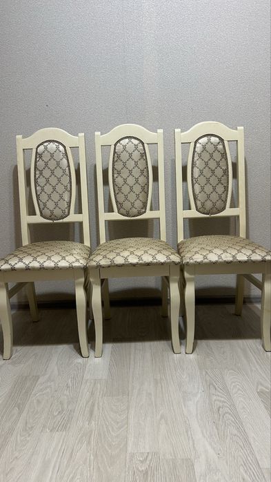 Стулья для гостинной в хорошем состоянии, 12шт