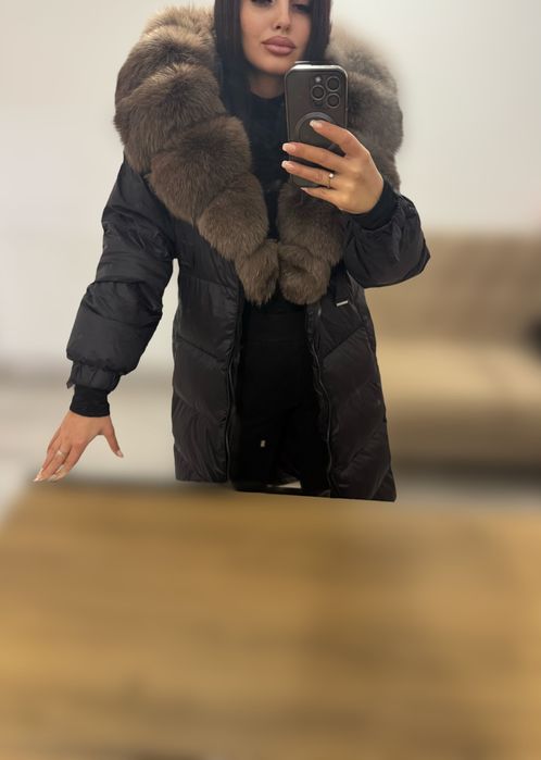 Geaca lungă cu blana naturală