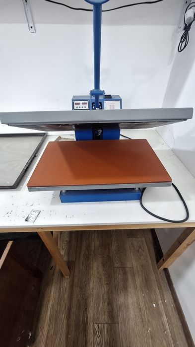 Продаётся:  Пресс для печати