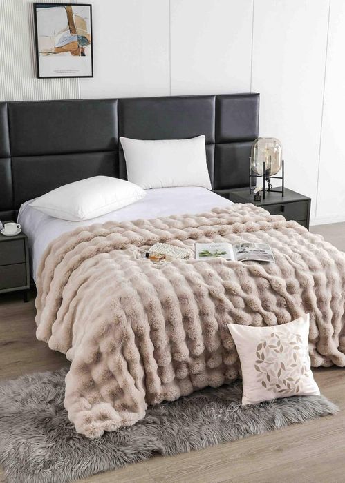 Pătură din blăniță de iepuras