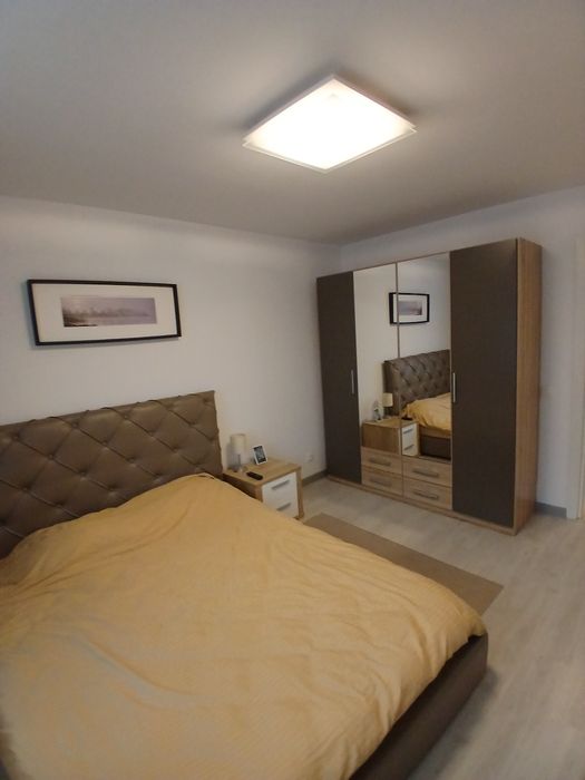 Închiriere apartament 2 camere, loc parcare