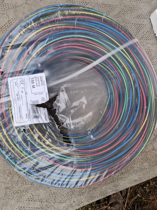 Vând conductor electric 3X2,5 mm la colac de 150 ml