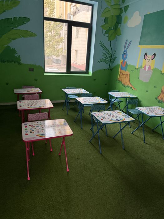 Столы стулья тумба