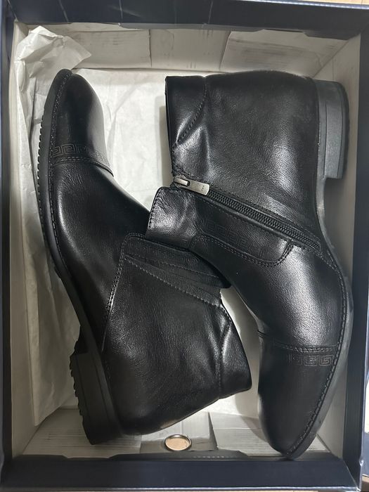 Кожанные полусапожки мужские ETOR