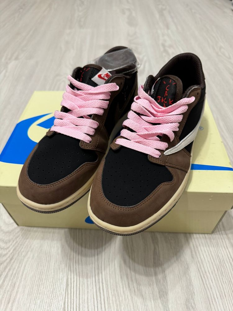 Adidasi AIR JORDAN 1 TRAVIS SCOTT LOW OG |Tenesi din Piele | Model Nou