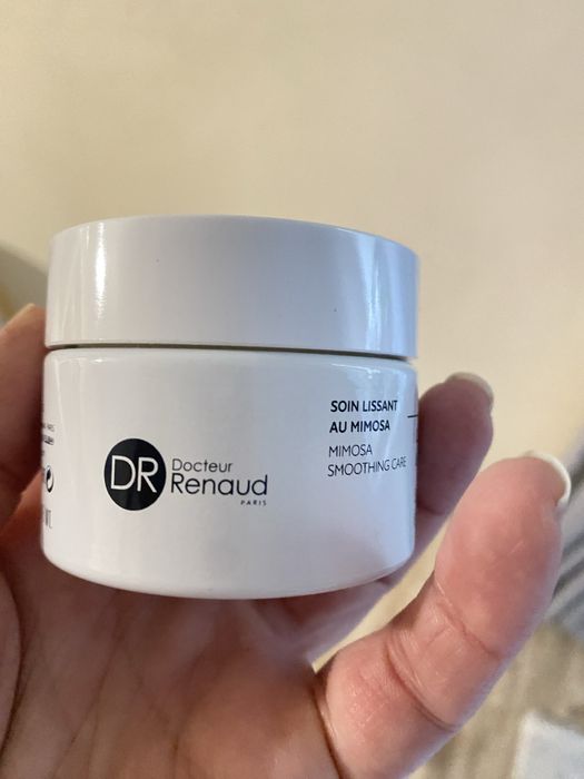 Изглаждащ и енергизиращ крем мимоза DR Renaud