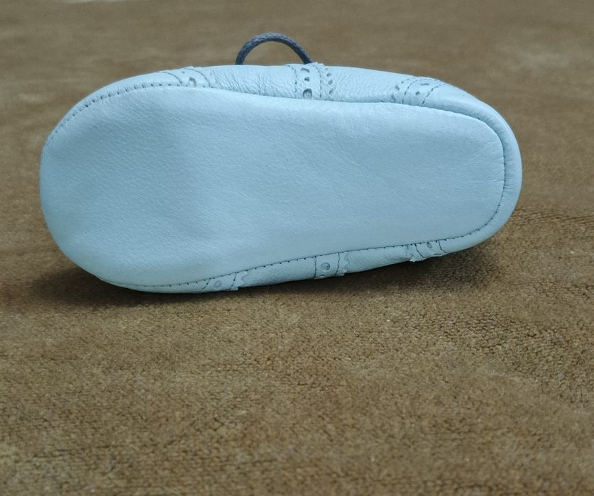 Новогодняя Акция! Скидки брендовых вещей!Туфельки для малыша от Armаni