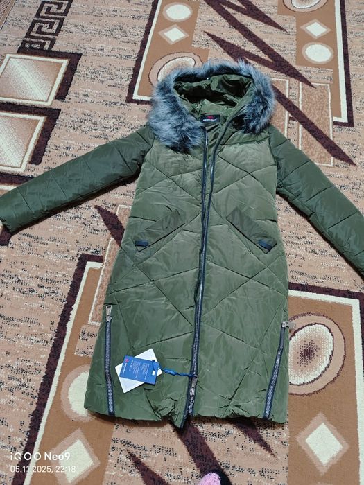 Продам новый женский пуховик  зимний, теплый