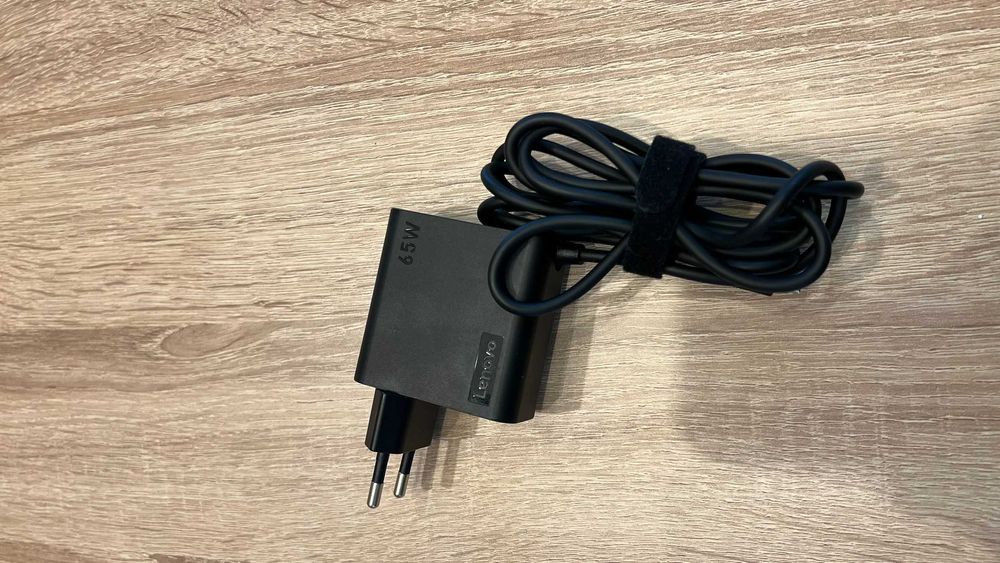 Лаптоп Lenovo Yoga Slim 7