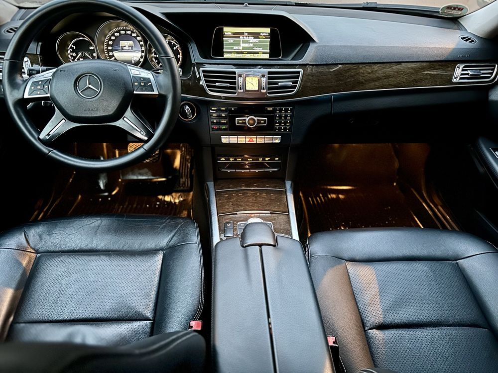 Mercedes E Class Avantgarde 2014 /234.000/ Fara daune/Impecabila