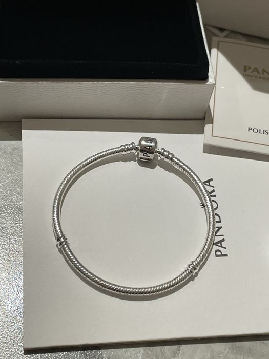 Bratara pandora noua