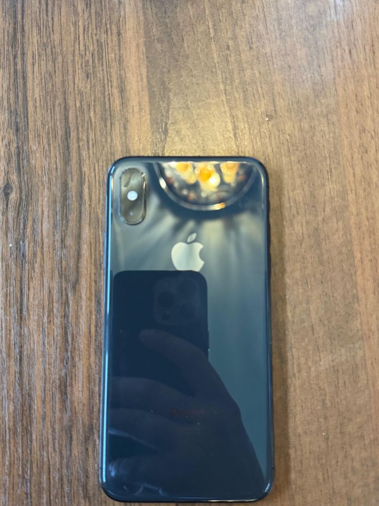 IPhone Xs срочно б/у