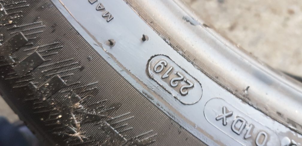 Летни гуми-3бр.-20цола-275/45-1бр.-80лв."MICHELIN "
