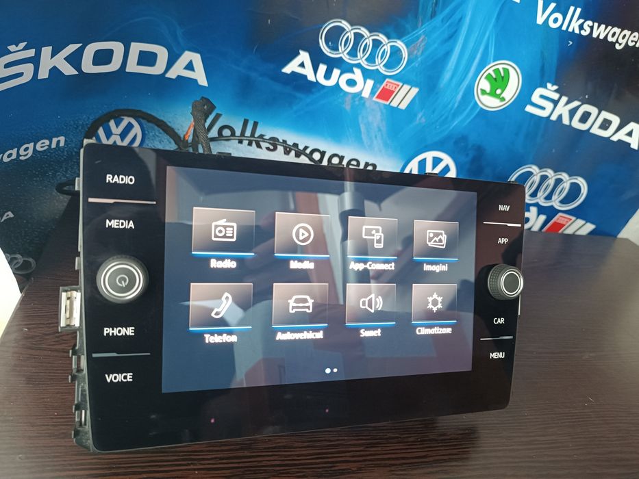 Vând display vw Mib2 Passat B8, Tiguan MK2,Golf7