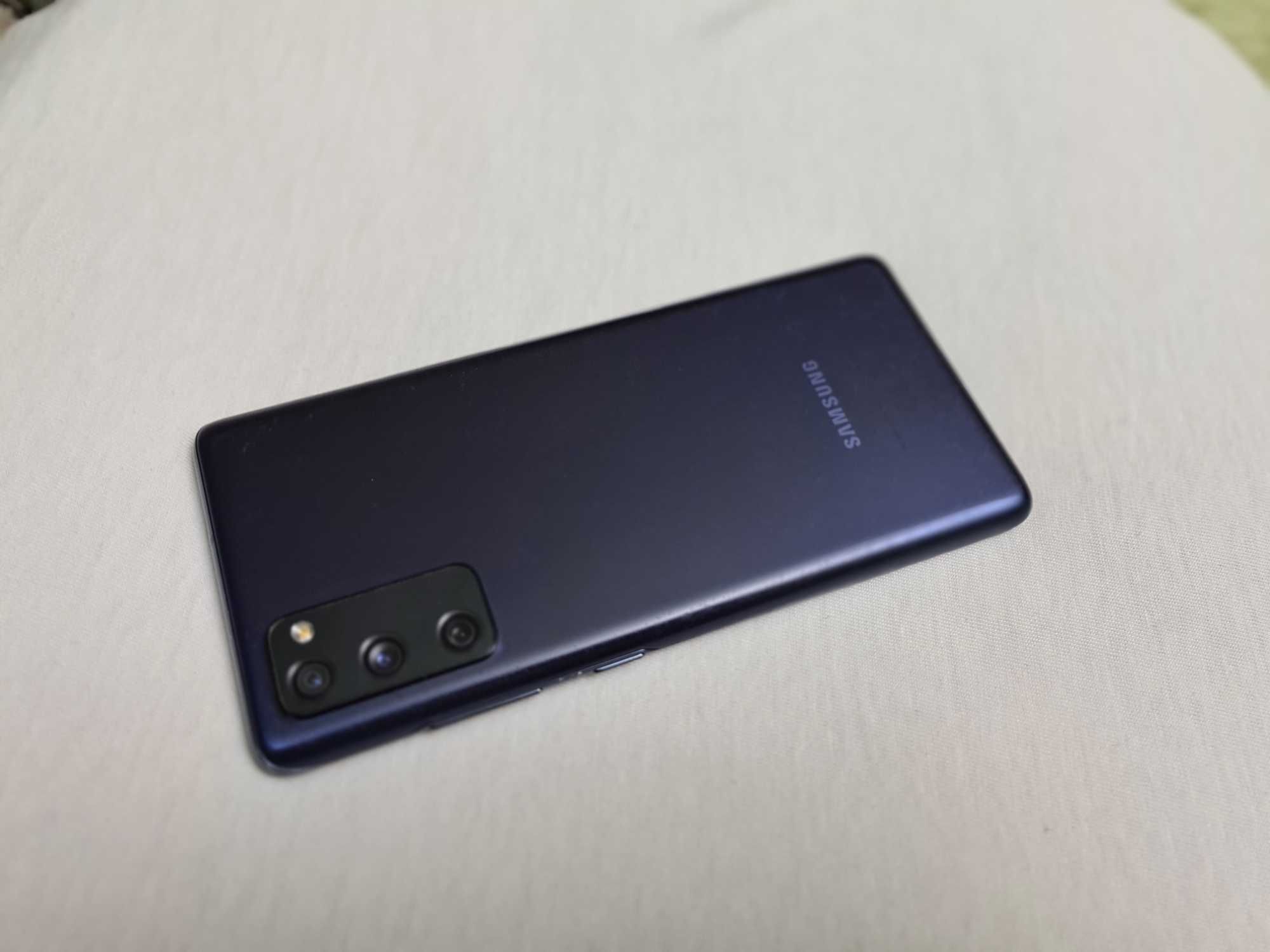 Samsung S20 FE 5G 128Gb, Duos , liber pe orice stare buna husa husa