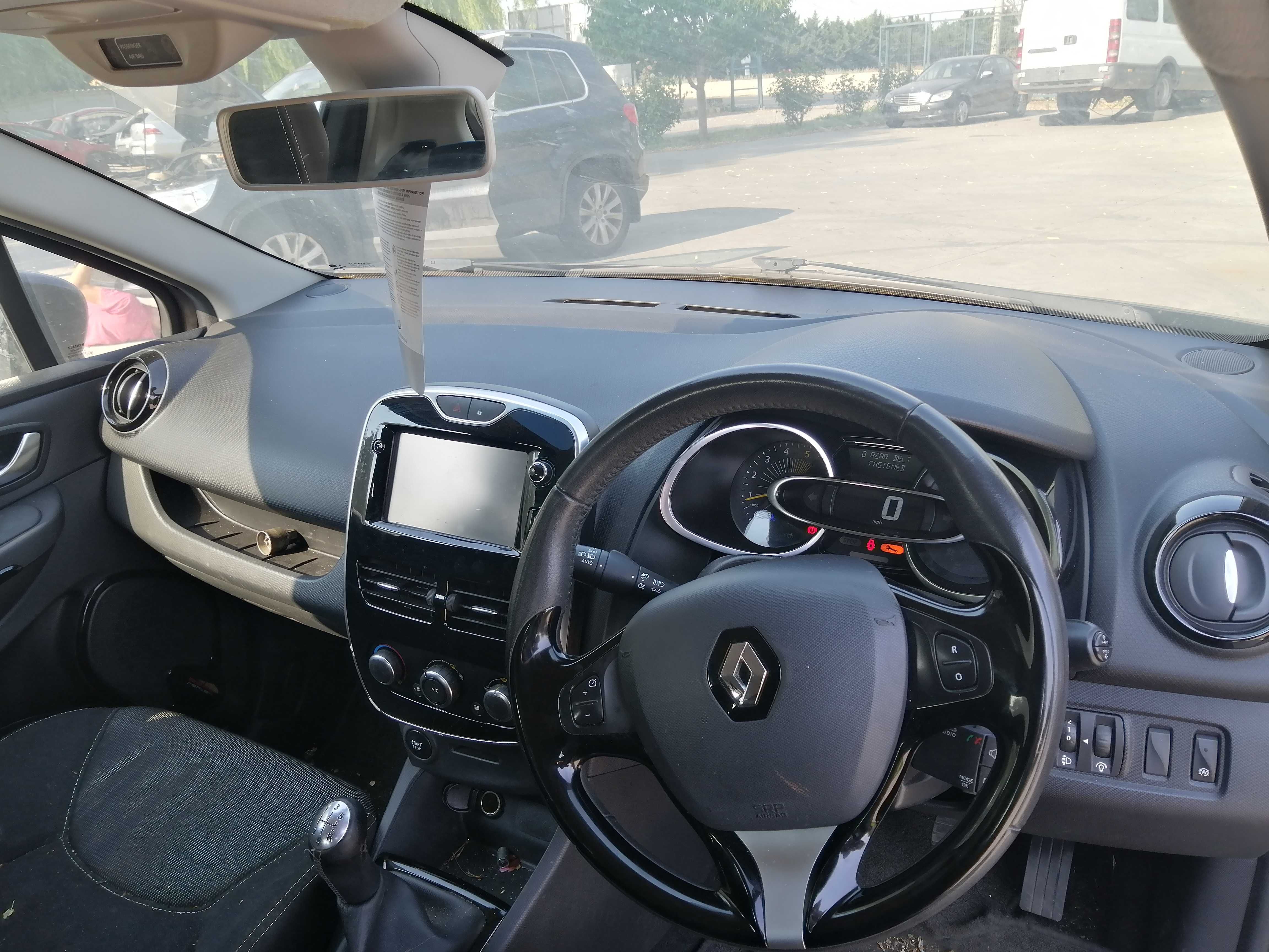 Dezmembram Renault Clio
