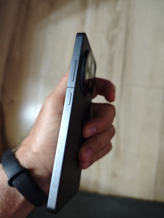 vand/ schimb oneplus 13 R 256 cu 12+12 gb ram