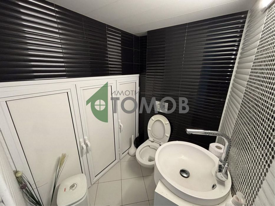 Дава се под наем Магазин в Стара Загора, Македонски - 35 кв.м за 300 € - Снимка #2