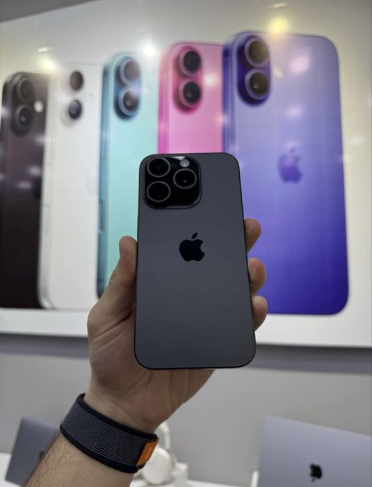Продается IPhone 16 pro max 256
