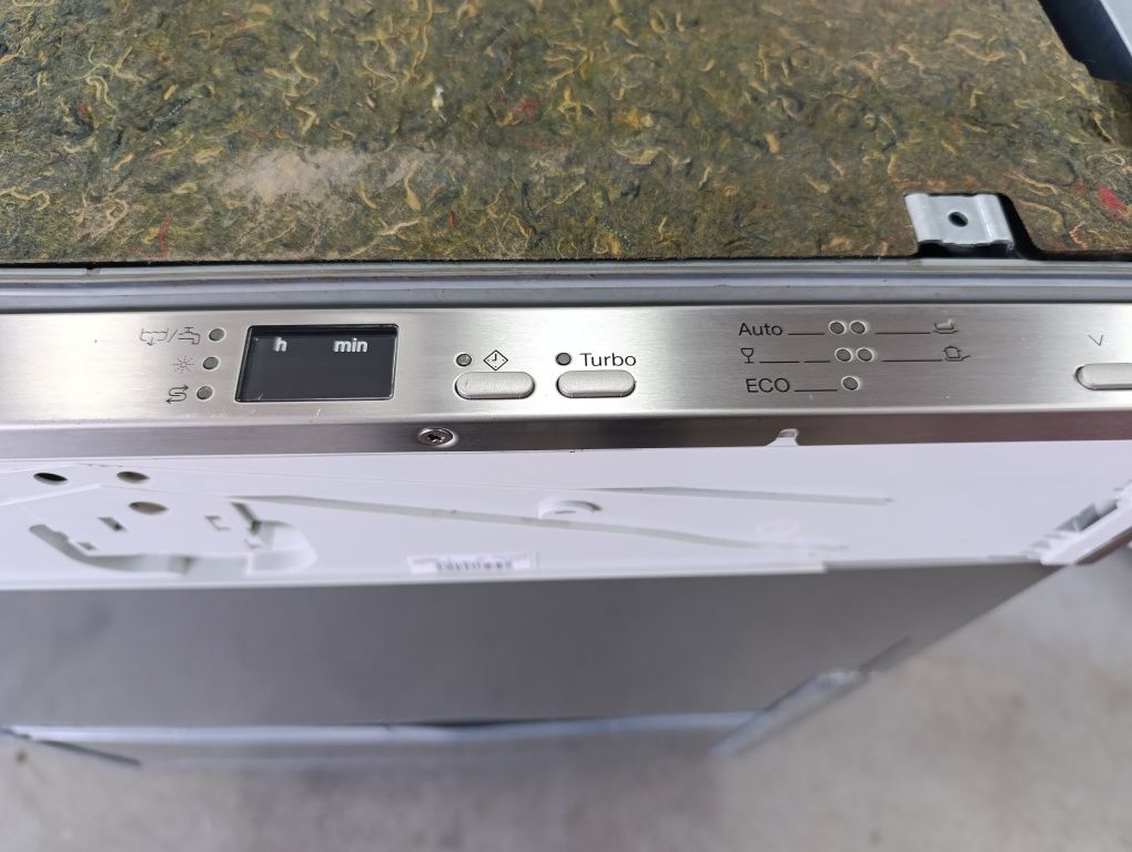 Съдомиялна Miele XXL за вграждане