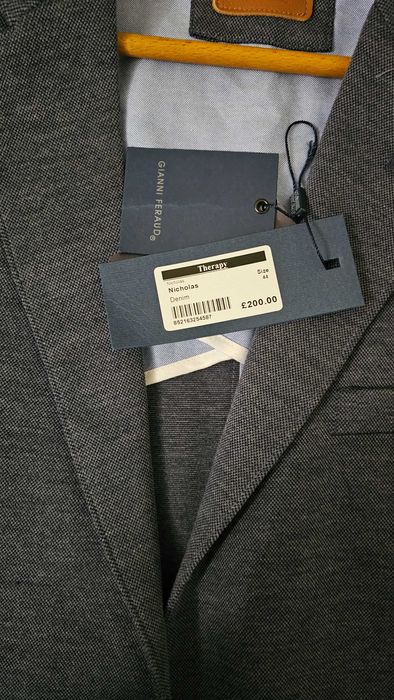 Мъжко Сако Chester Barrie и Gianni Feraud, размер 44. Състояние: Ново.