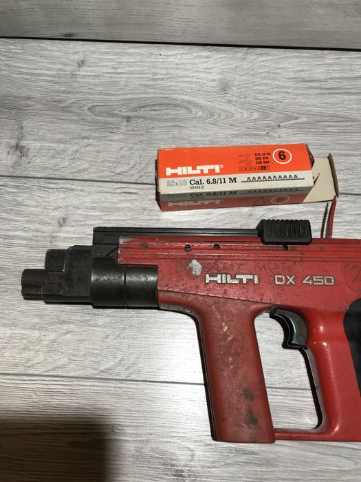 Hilti dx 450 cuie beton