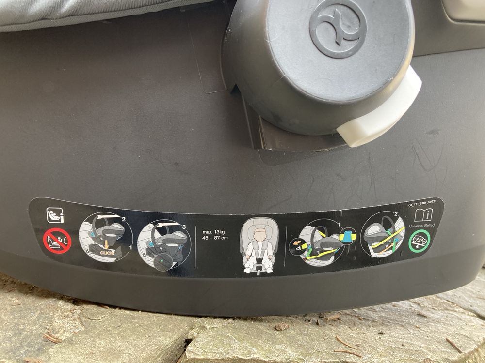 Cybex Aton B2 i-size Бебешко столче за кола