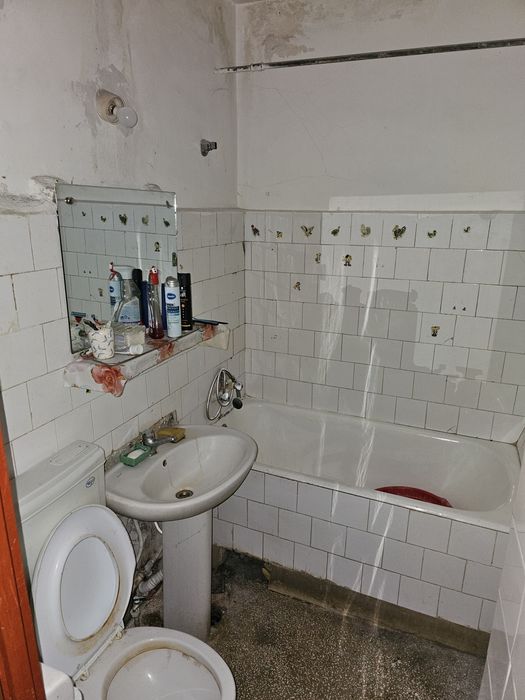 Apartament 3 camere in zona Apusului