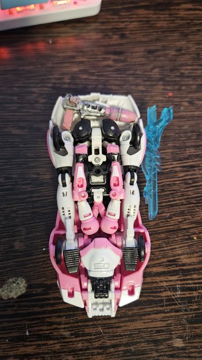 Transformers Thrilling 30 Arcee