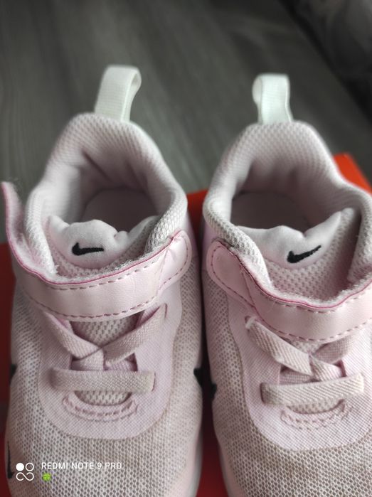 Маратонки Nike Revolution 7 - номер 22