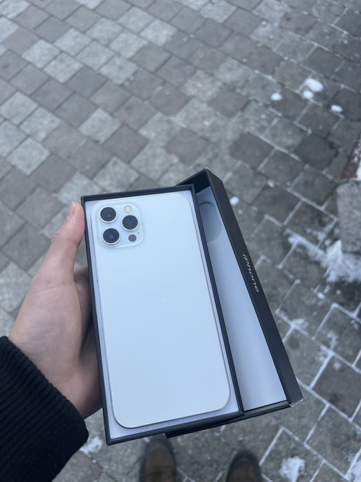 Продам iphone 12 pro max