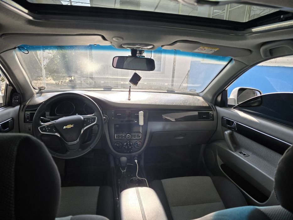 Сотлади Жентра 
Краса топ тозза ок
Пробег 155000 холол 
Бензин. Газ ме