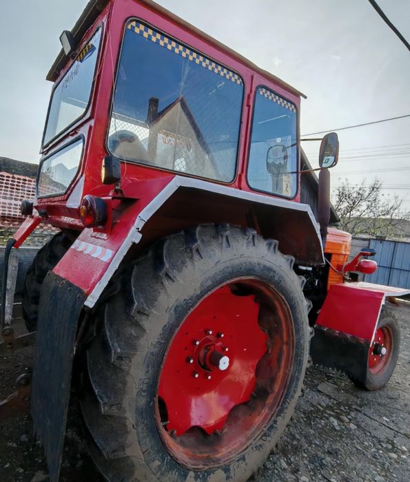 Vând Tractor U 650!