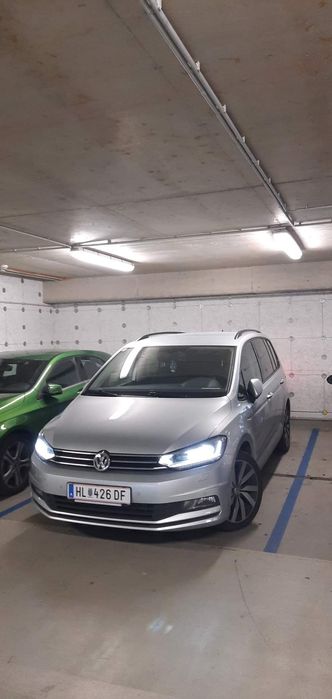 Vând vw touran 2017  motor 2.0 diesel  150 Ps automat