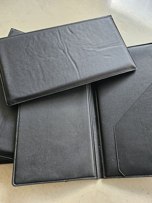 Нови чинии ледарки,,гарафи,бурканчета сметници,басани