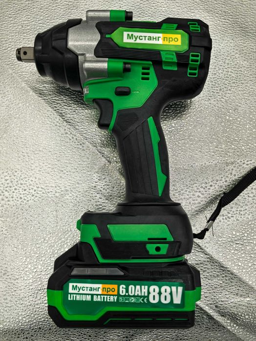 Surubelnita cu impact Mustang Pro 88V 439 lei