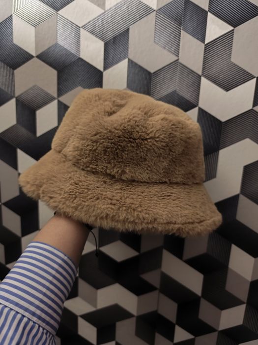 Pălărie cu blăniță LC Waikiki