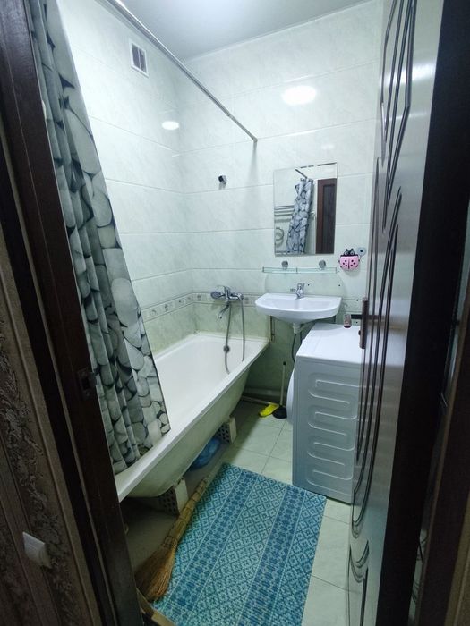 Продаётся квартира Чиланзар 10 квартал 2/5/5 панель