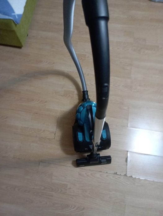 Пылесос фирмы BBK