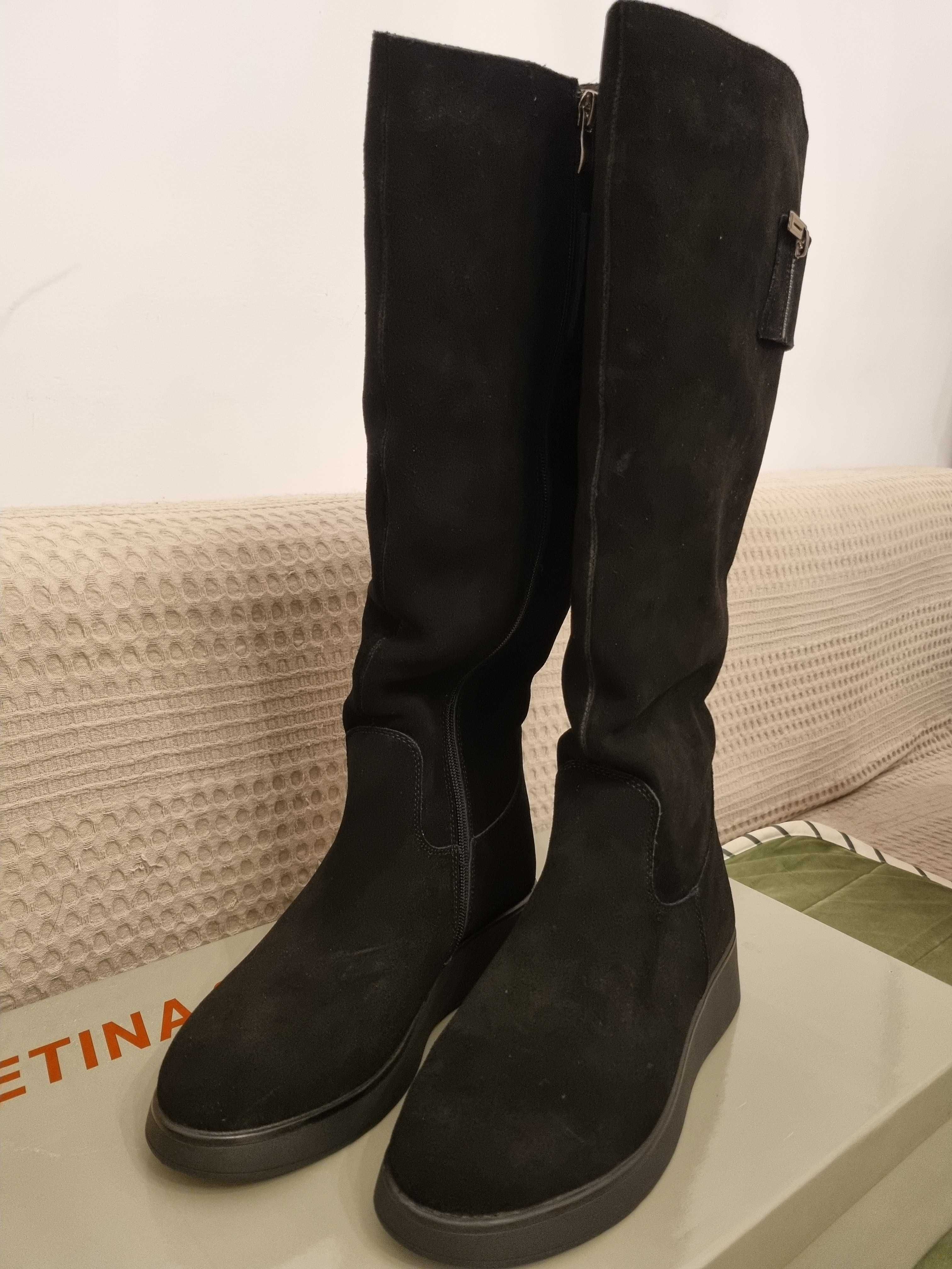 Cizme din piele intoarsa