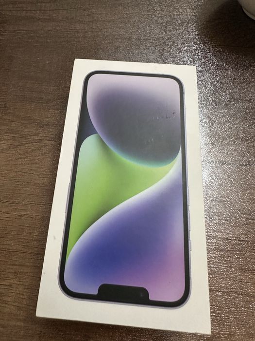 Срочна айфон 14 сотилади.