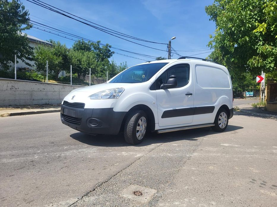 PEUGEOT PARTNER an 2012 pe Acte-3 Locuri+Benă/ 1.6hdi-Euro 5/IMPECABIL