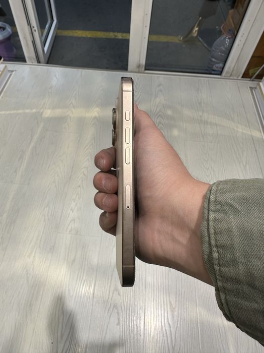 iphone 16 pro 128 gb Srochno!