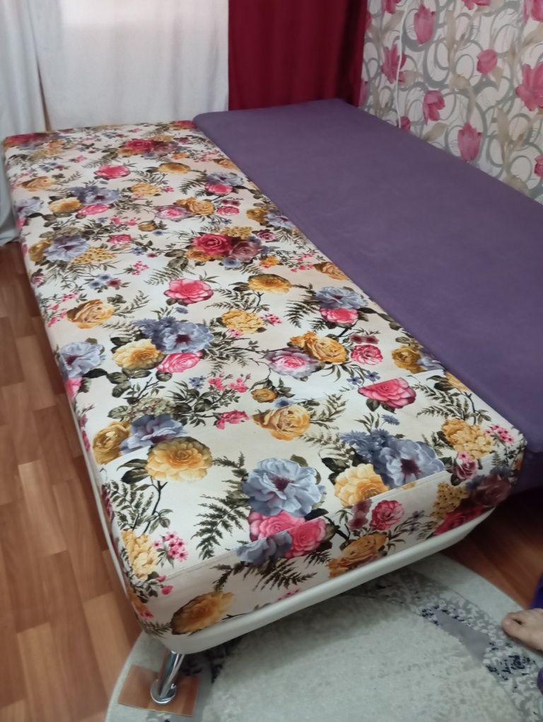 Продам диван в хорошем состоянии
