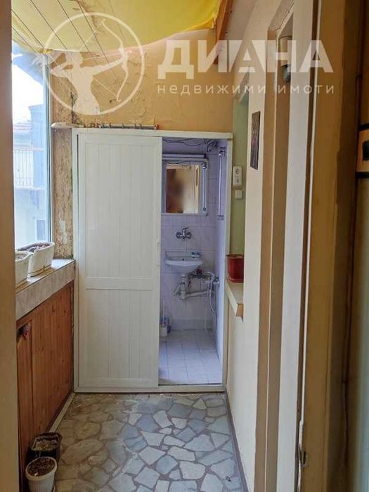 Продава се Тристаен апартамент в Пловдив, Център - 80 кв.м за 2063 €/кв.м - Снимка #7