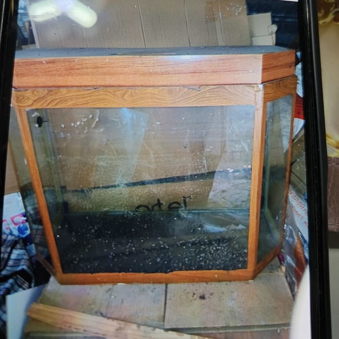 Продам аквариум в хорошем состоянии