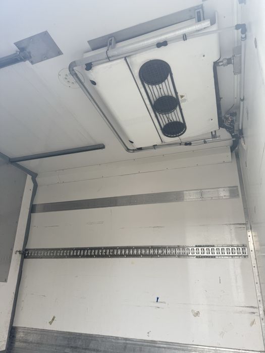 Iveco eurocargo  , bitemp si cu linie de carcasa carne