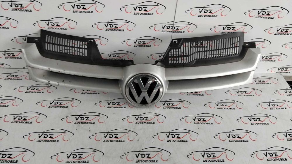 Grila fata Volkswagen Golf 5 an 2007