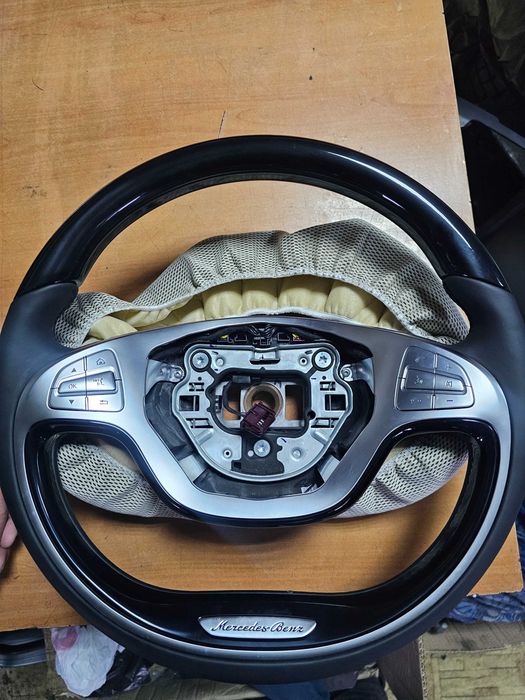 Чисто нов ВОЛАН без Забележки за w222